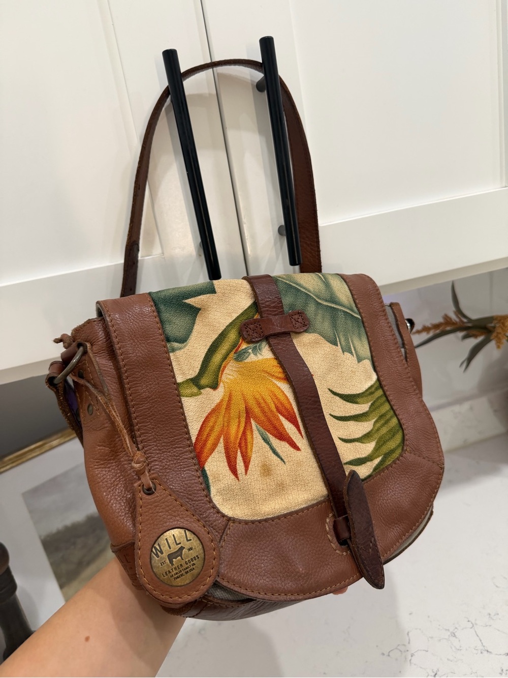 WILL Leather Goods  Side messenger bag